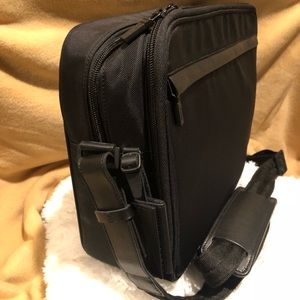 Hartmanns The Modern attaché case